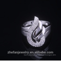 bijoux ukrainiens en forme de serpent anneaux grands anneaux de pierre conceptions couleur argent